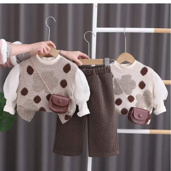 Çantalı Puanlı Yelekli 3 Parça Kız Çocuk Takımı, Kadife Pantolonlu - MAKKA