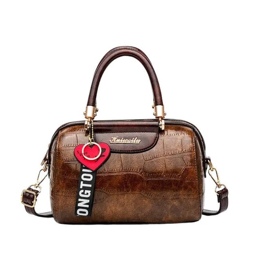 Kadın Deri Crossbody Çanta - Ayarlanabilir Askılı, Fermuarlı, Kompakt - MAKKA