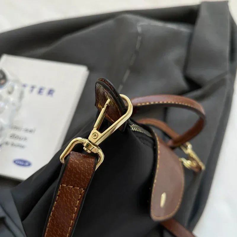Makka Pouch - MAKKA