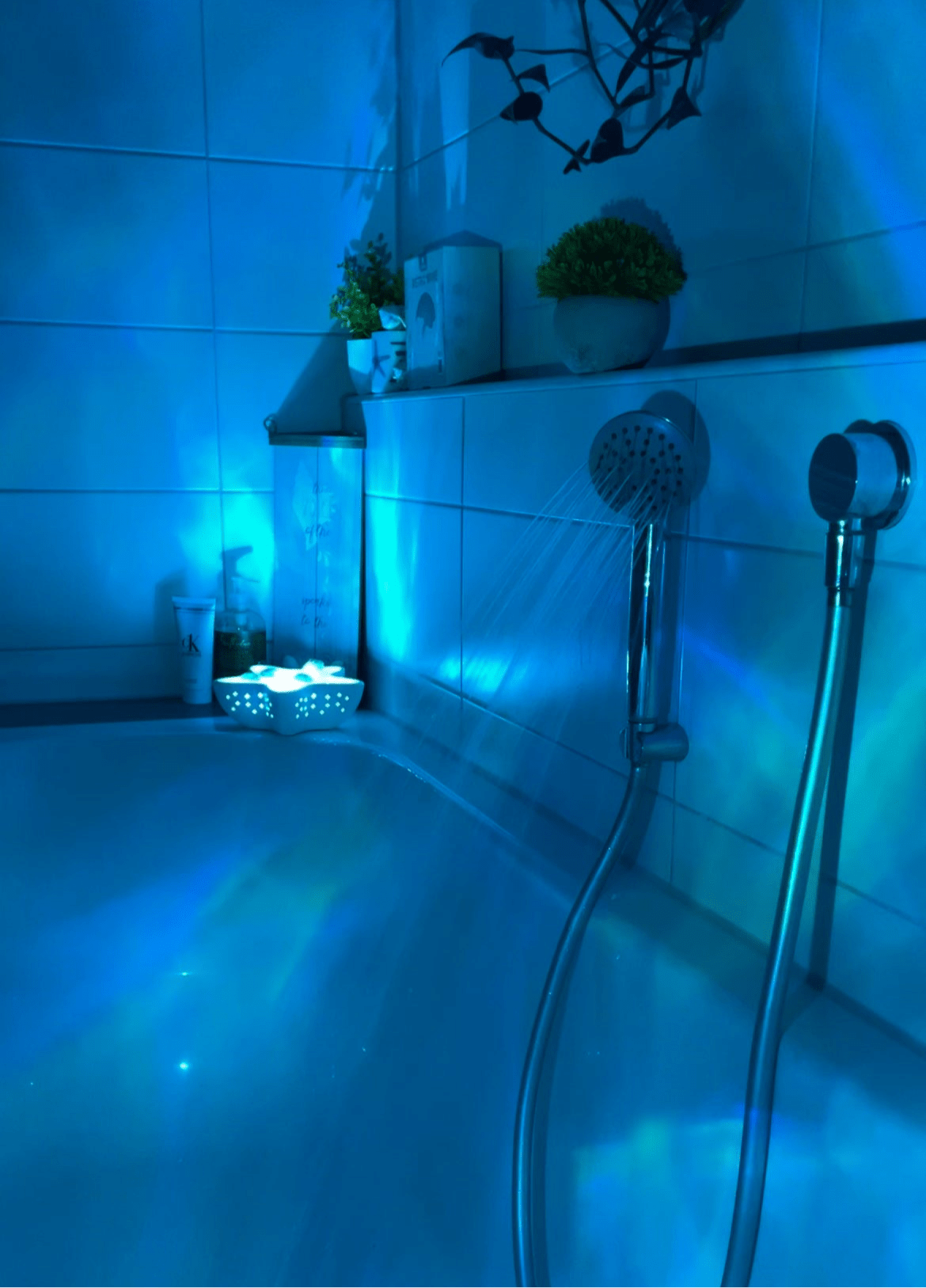 Yıldız Projeksiyon Lambası - 16 Renkli Atmosfer Işığı - MAKKA