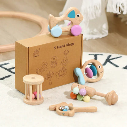 Montessori Yenidoğan Hediye Seti Ahşap Oyuncaklar ve Bez Seti - MAKKA