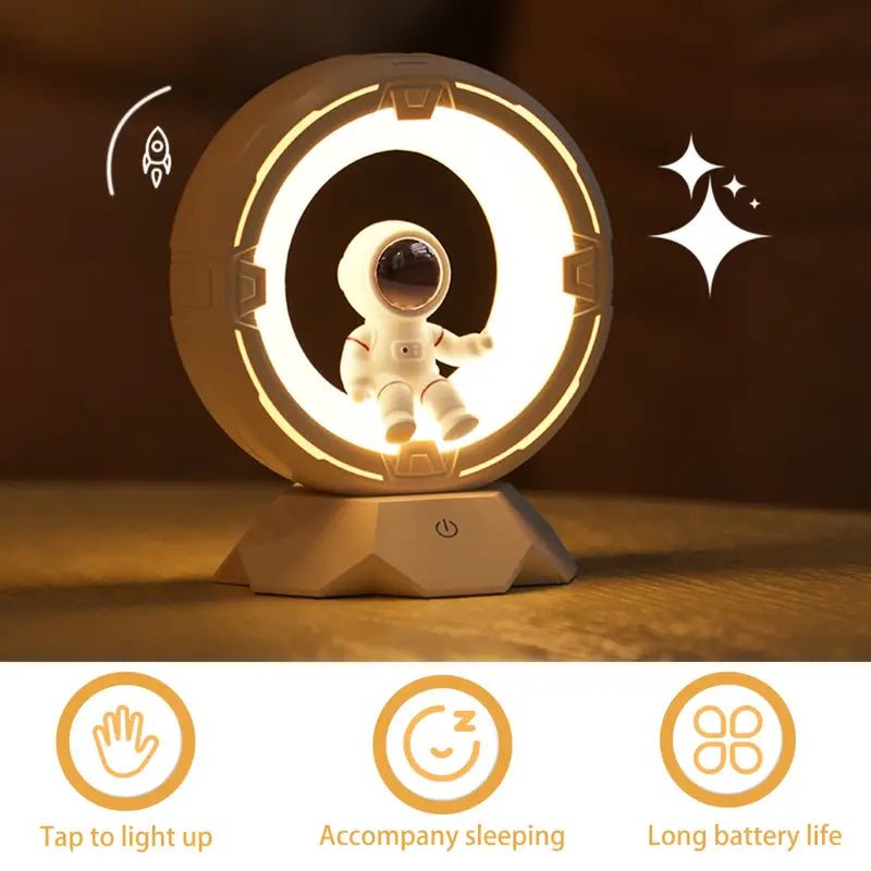 Dokunmatik Ayarlı Astronot Gece Lambası 4 Kademeli Parlaklık Dekoratif Masaüstü - MAKKA