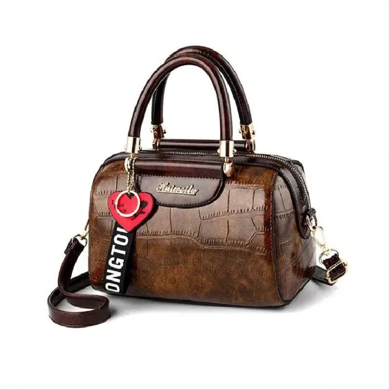 Kadın Deri Crossbody Çanta - Ayarlanabilir Askılı, Fermuarlı, Kompakt - MAKKA