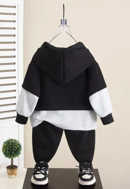 Kapüşonlu Pamuklu Erkek Çocuk Sweet ve Pantolon Takımı 2 - 8 Yaş - MAKKA