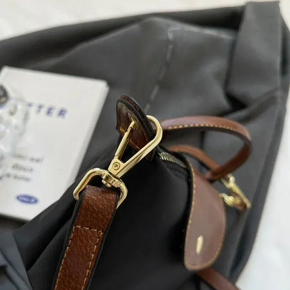 Makka Pouch - MAKKA