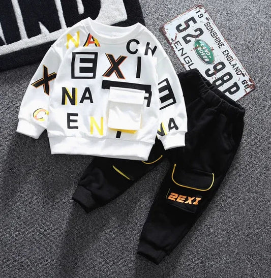 Siyah Beyaz Erkek Çocuk Takımı Rahat Nefes Alan Pamuklu Kumaş - MAKKA