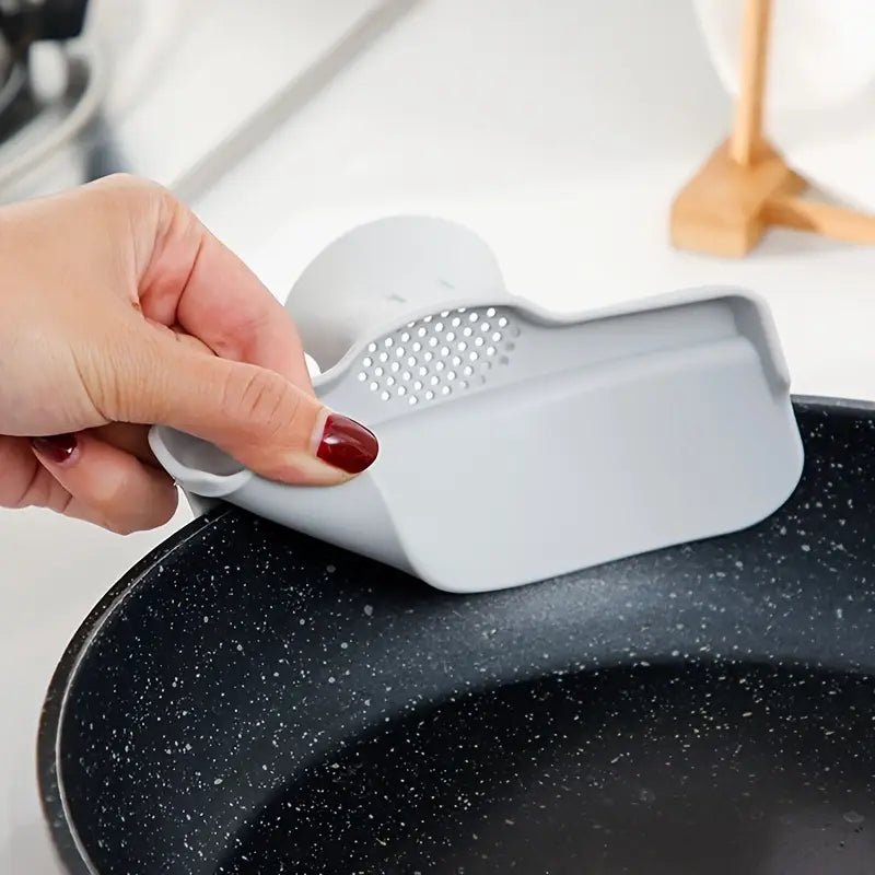 Tencere Dökmeyi Önleyen Ördek Gagası Dökülme Önleyici Kenar Kılavuzu - MAKKA